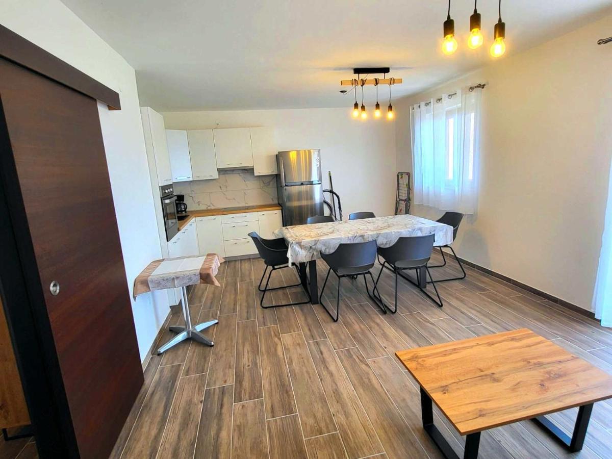 Apartments Manda Novi Vinodolski Zewnętrze zdjęcie