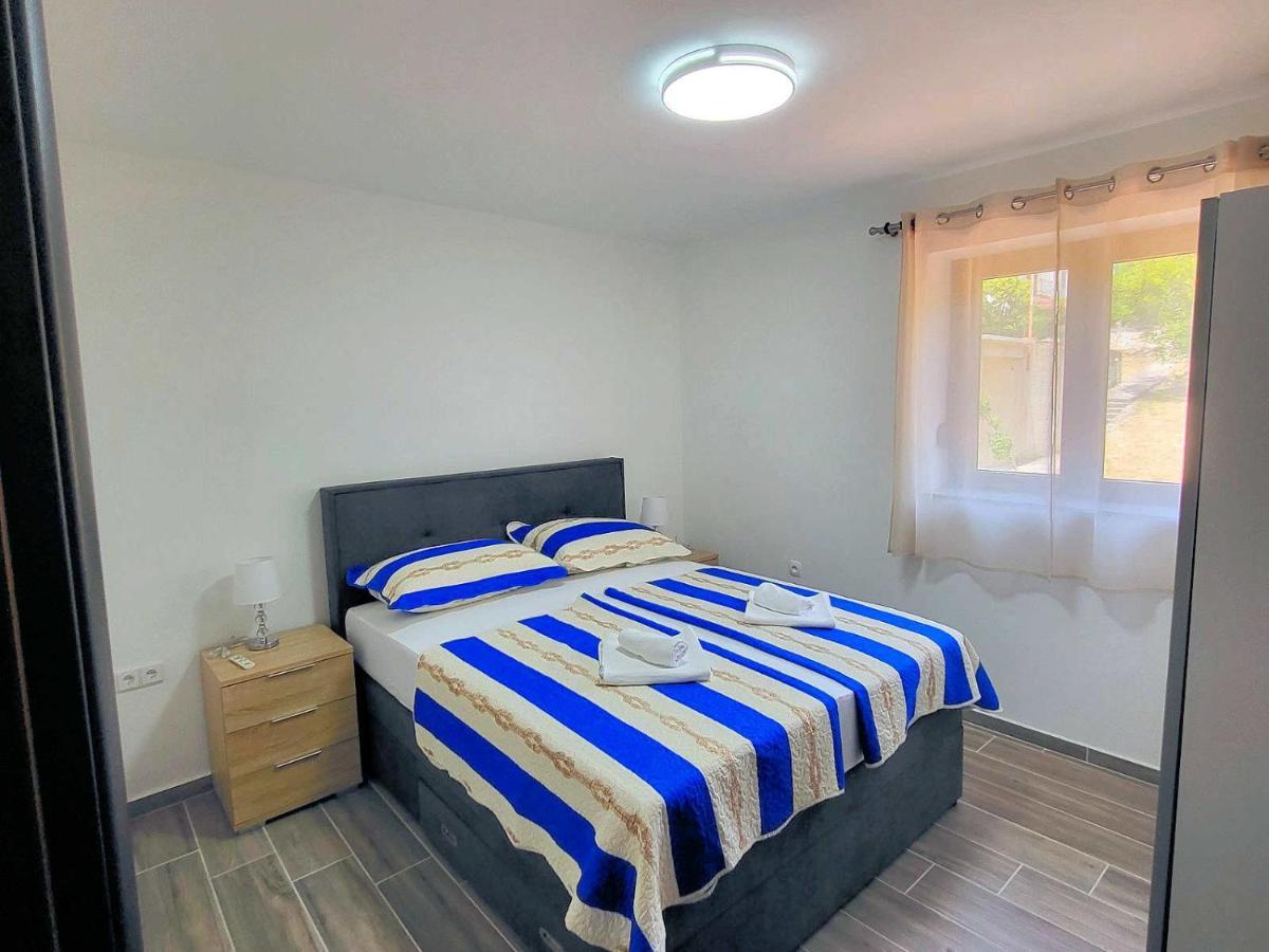 Apartments Manda Novi Vinodolski Zewnętrze zdjęcie