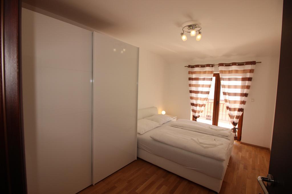 Apartments Manda Novi Vinodolski Zewnętrze zdjęcie