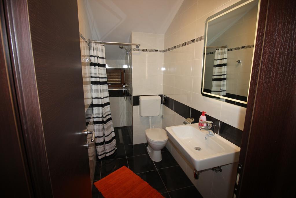 Apartments Manda Novi Vinodolski Zewnętrze zdjęcie